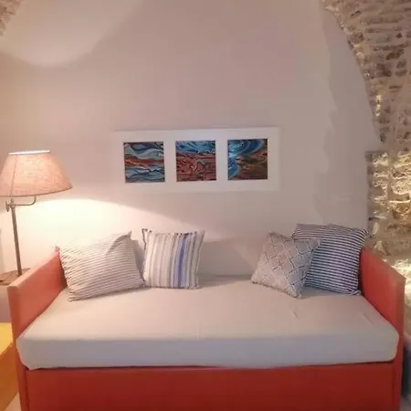 Pietra E Charme