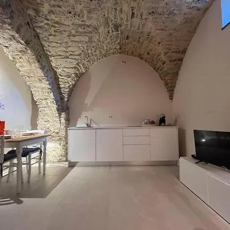 Pietra E Charme * Diano San Pietro