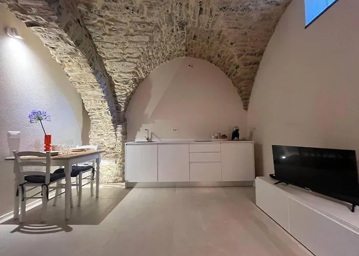 Pietra E Charme * Diano San Pietro